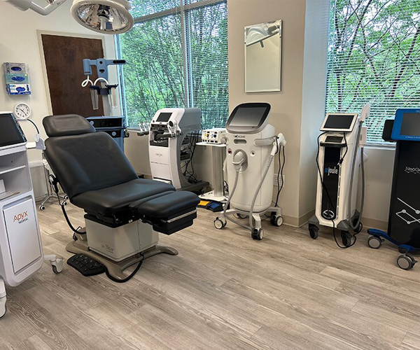 Lyle Plastic Surgery & Aesthetics Center in Raleigh, NC aesthetics room